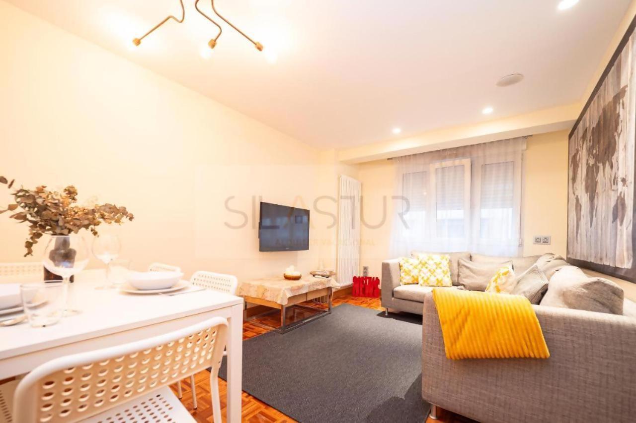 Appartamento Piso Barrio del Carmen Gijón Esterno foto