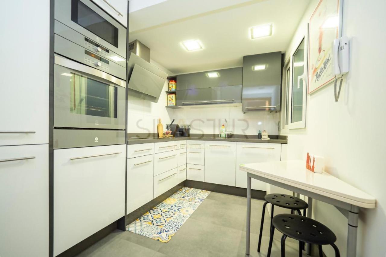 Appartamento Piso Barrio del Carmen Gijón Esterno foto