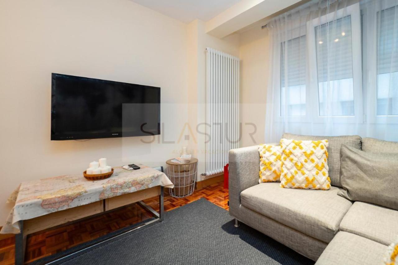 Appartamento Piso Barrio del Carmen Gijón Esterno foto