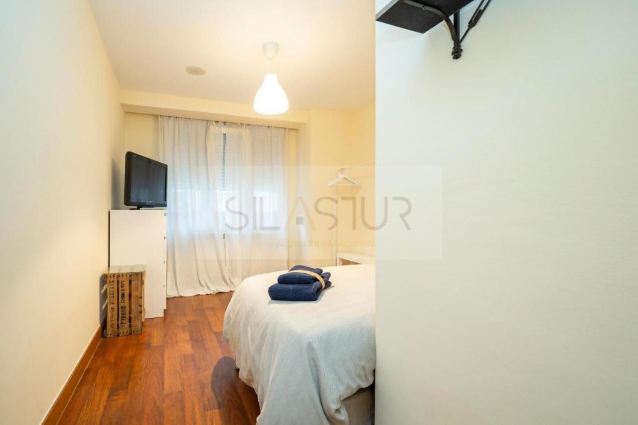 Appartamento Piso Barrio del Carmen Gijón Esterno foto